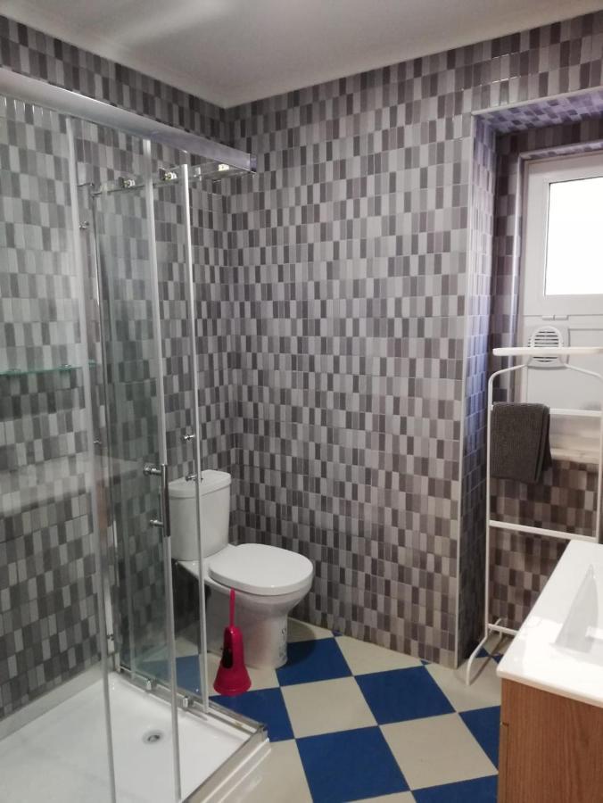 Bed&Shower Moscavide -Self Check-In エクステリア 写真