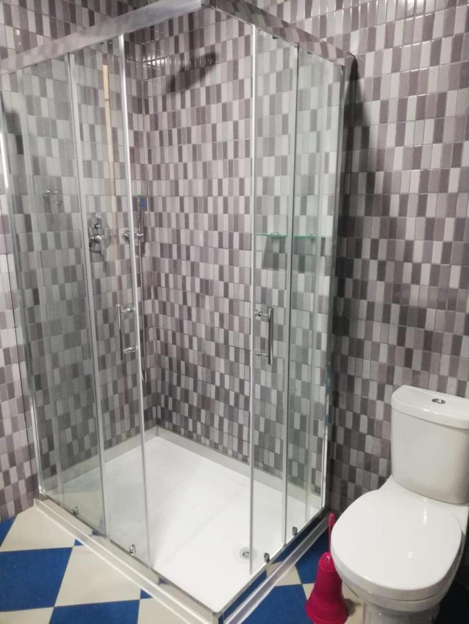 Bed&Shower Moscavide -Self Check-In エクステリア 写真